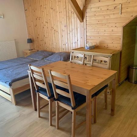 Penzion A Restaurace Vyhlidka Železná Ruda エクステリア 写真