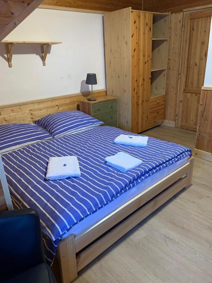 Penzion A Restaurace Vyhlidka Železná Ruda エクステリア 写真