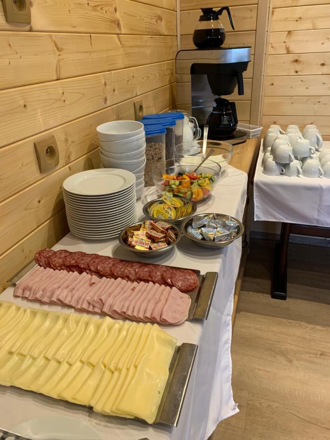 Penzion A Restaurace Vyhlidka Železná Ruda エクステリア 写真