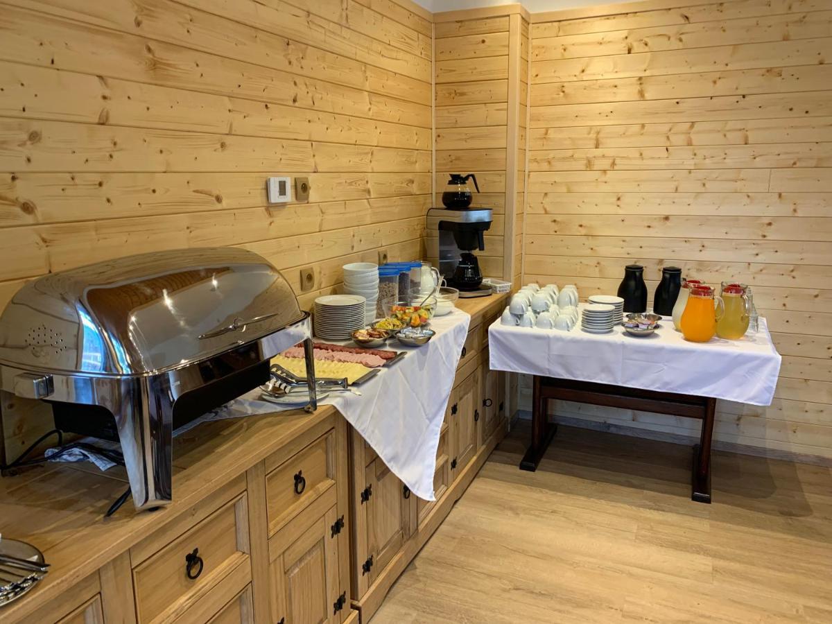 Penzion A Restaurace Vyhlidka Železná Ruda エクステリア 写真